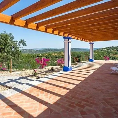 Villa Sleeps 6 Pool Air Con Boliqueime